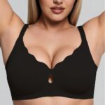 Wave Wireless Bra in Black on a model